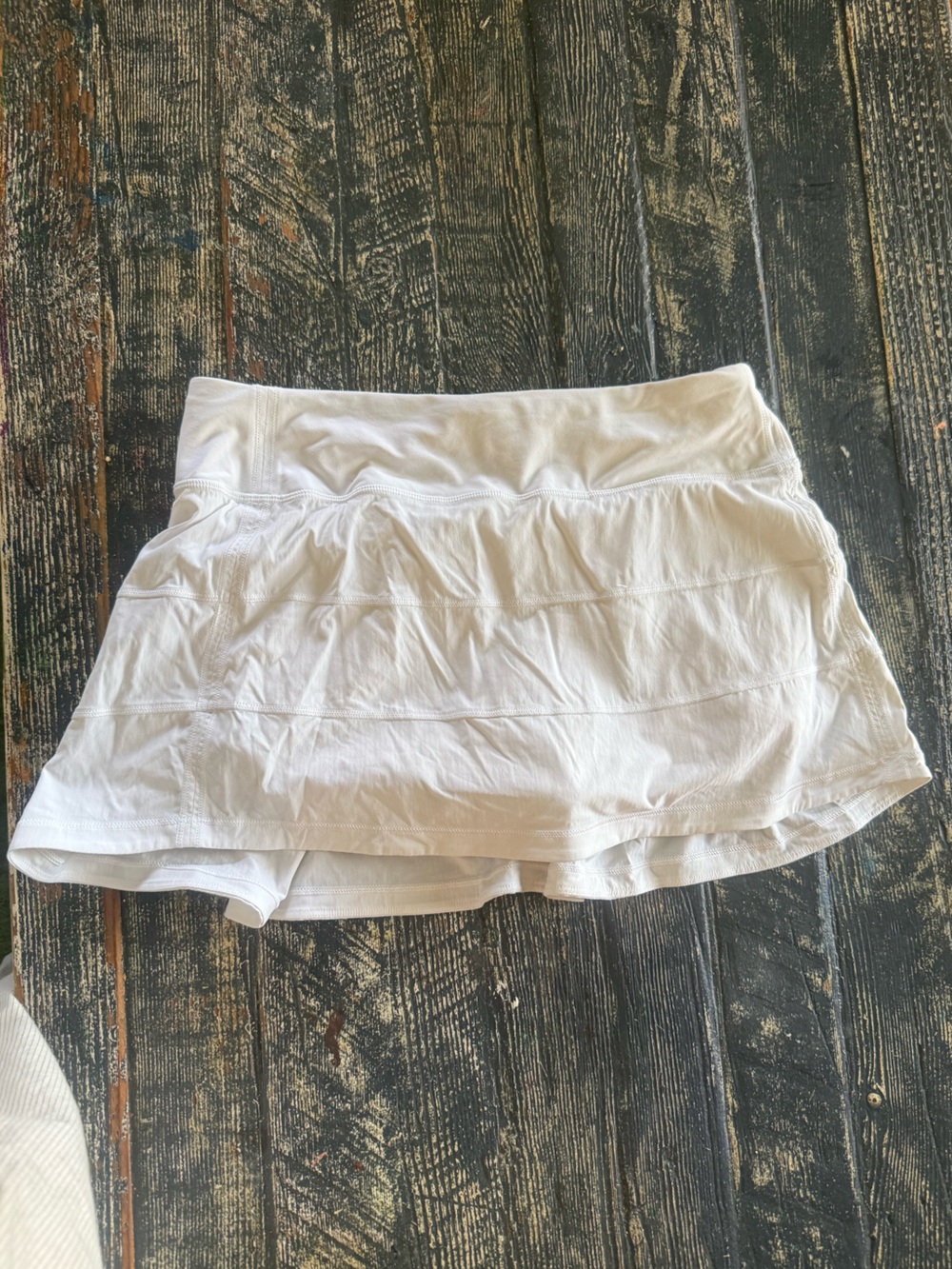 Lululemon White Women's Skort - Lightweight Athletic Skirt